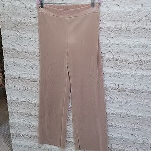 NWT RO & DE Ribbed Wide Leg Pull-On Pants Elastic Waist, High Rise Womens L